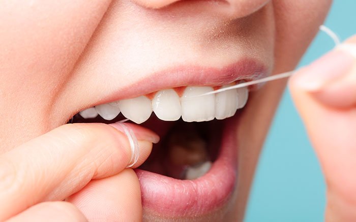 Zahnstein mit Zahnseide entfernen - Funktioniert das wirklich?